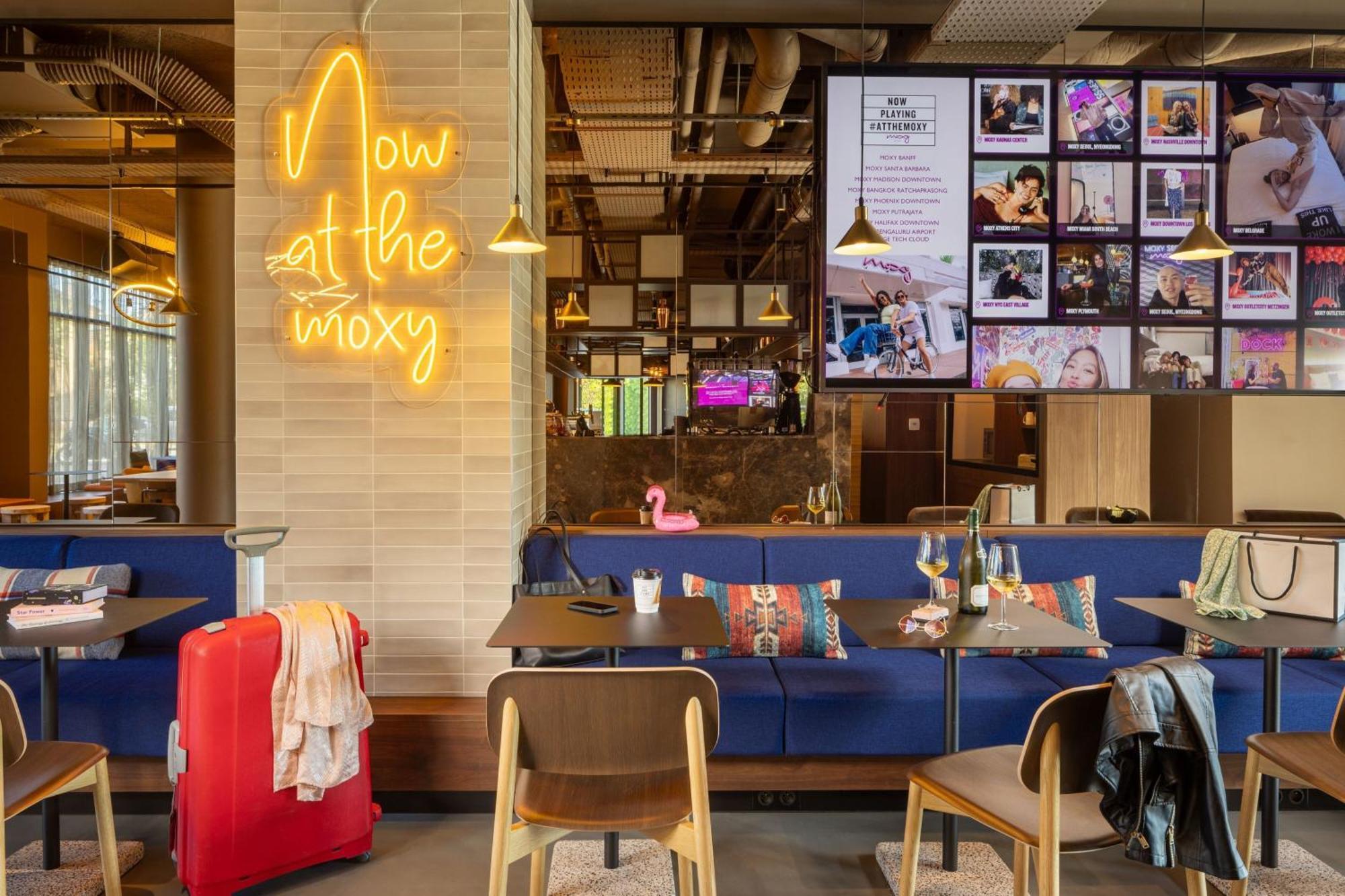 Moxy Paris クラマール エクステリア 写真