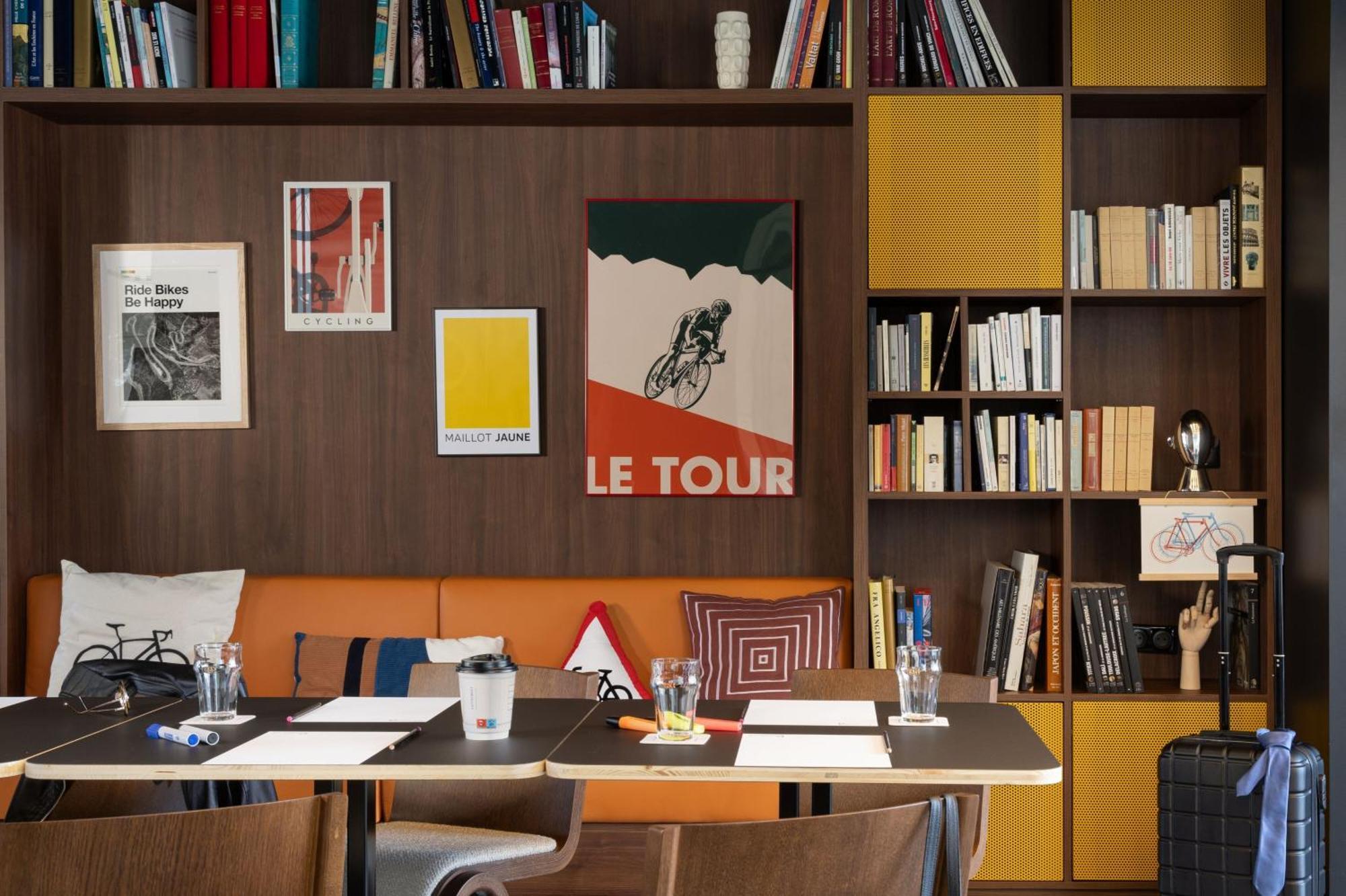 Moxy Paris クラマール エクステリア 写真