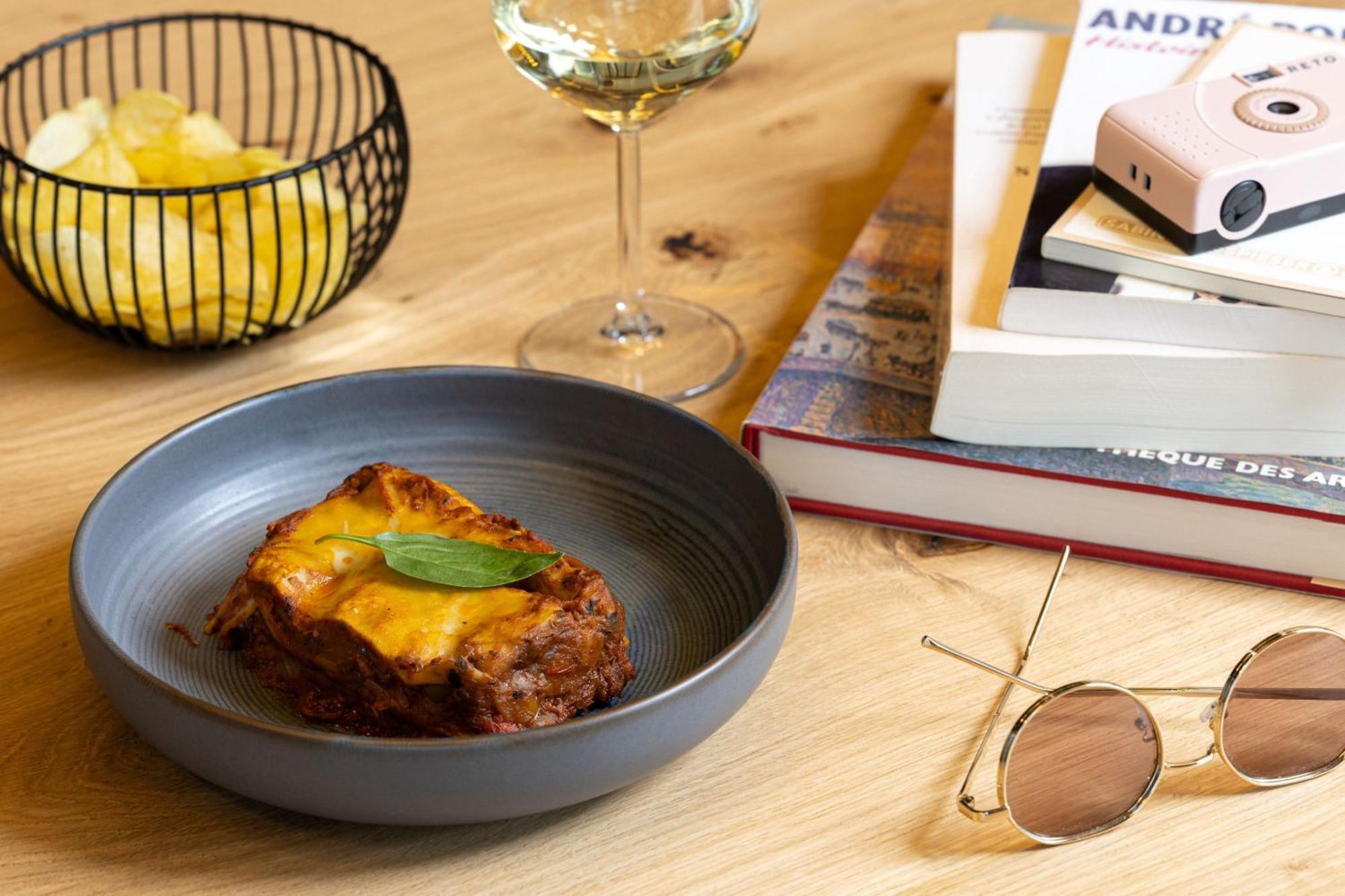 Moxy Paris クラマール エクステリア 写真