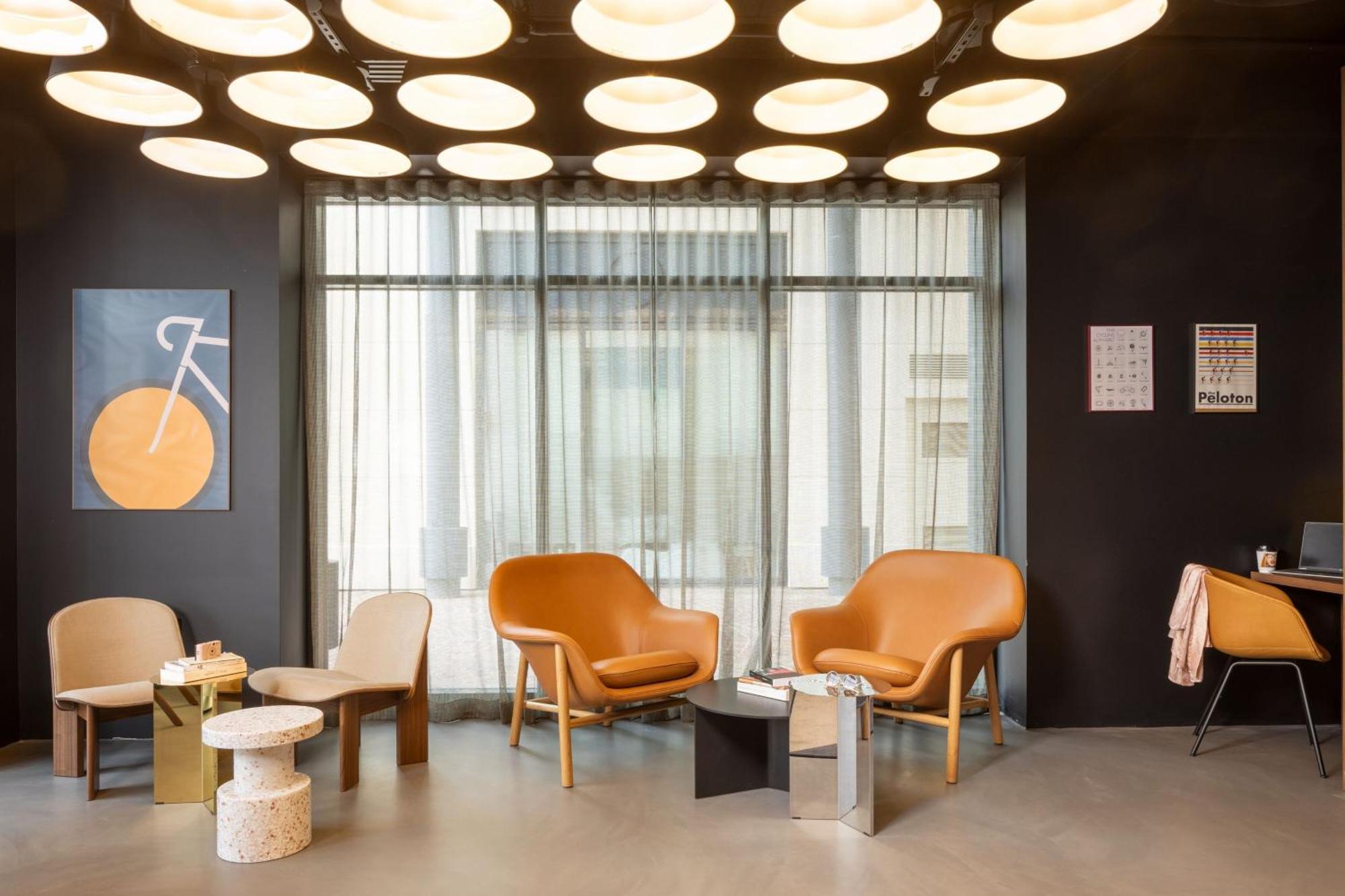 Moxy Paris クラマール エクステリア 写真